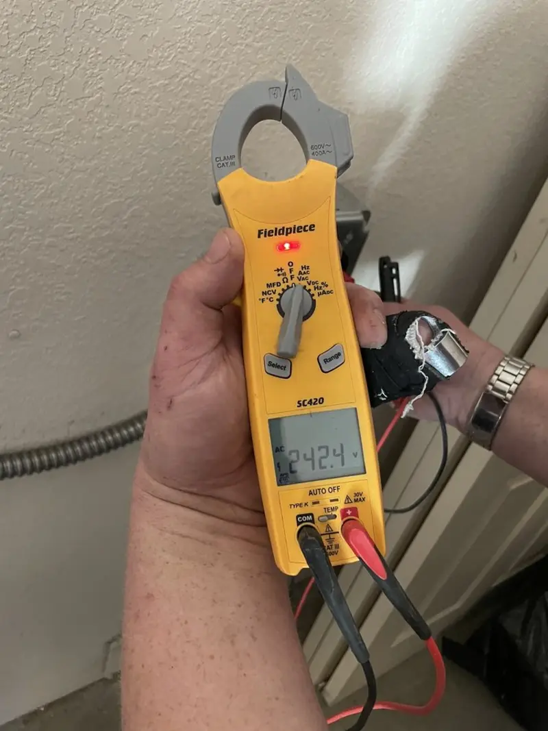 Voltage testing with clamp meter during Generator Installation in Forty Fort